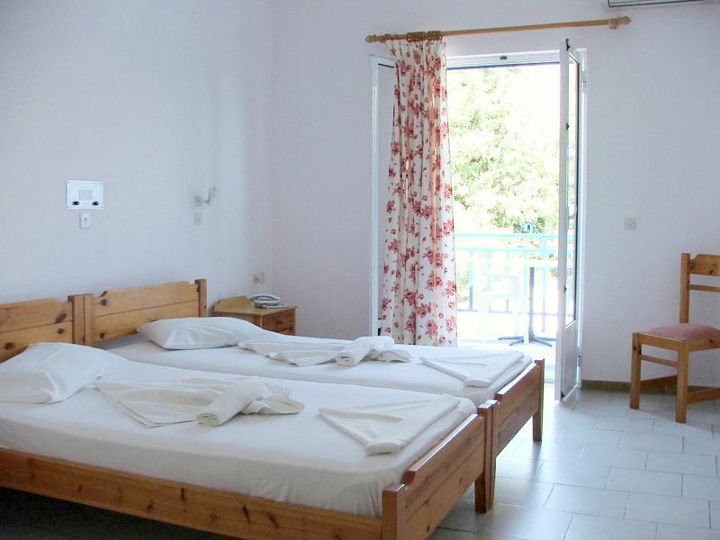Hotel Sofia Marathókambosz Kültér fotó